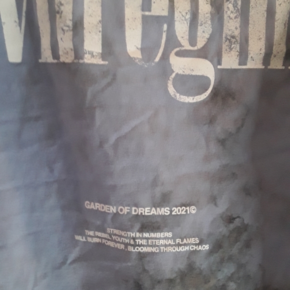 Beautiful Civil Rigme long sleeved shirt - Picture 9 of 9